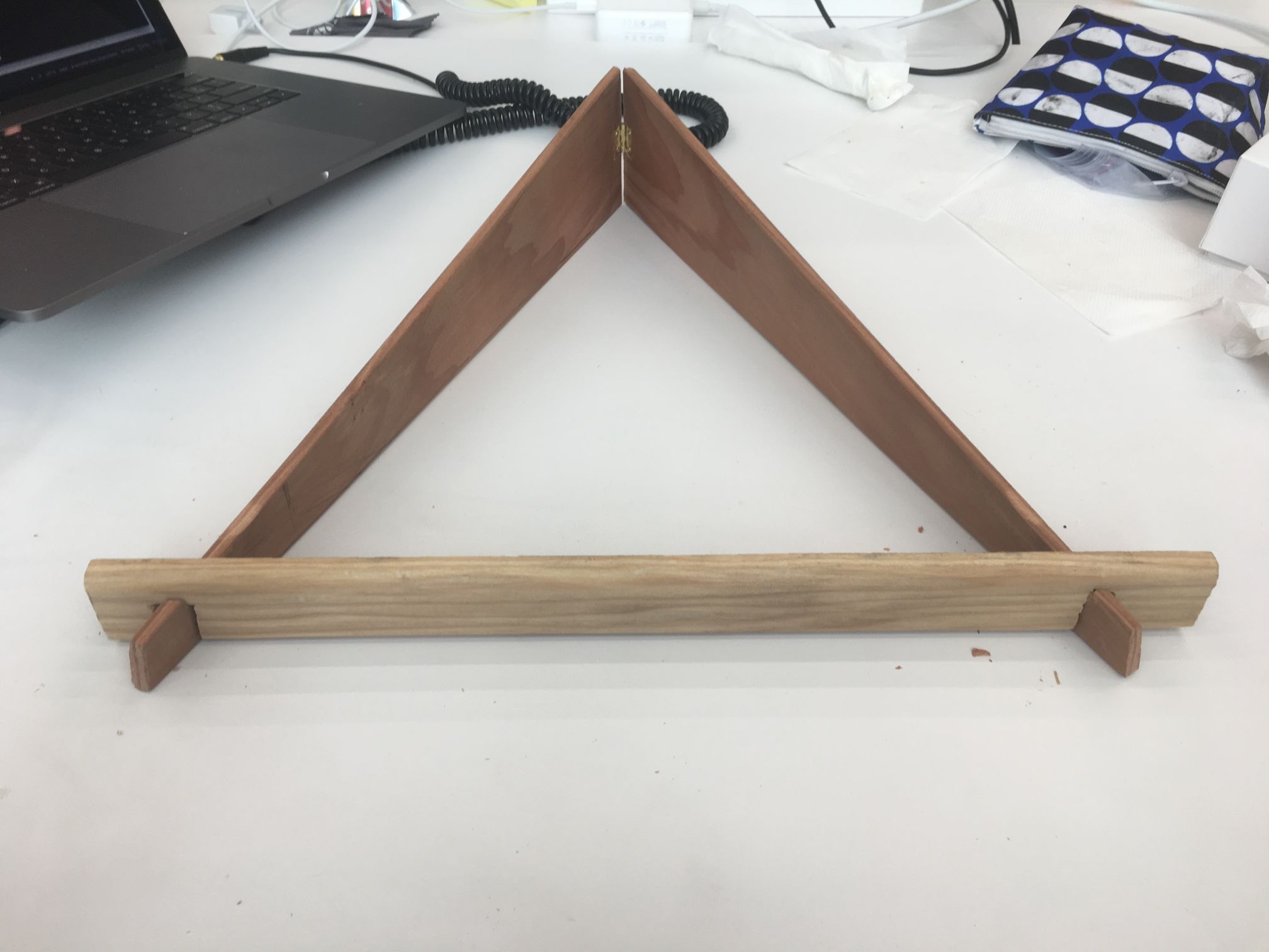 Laptop Stand2